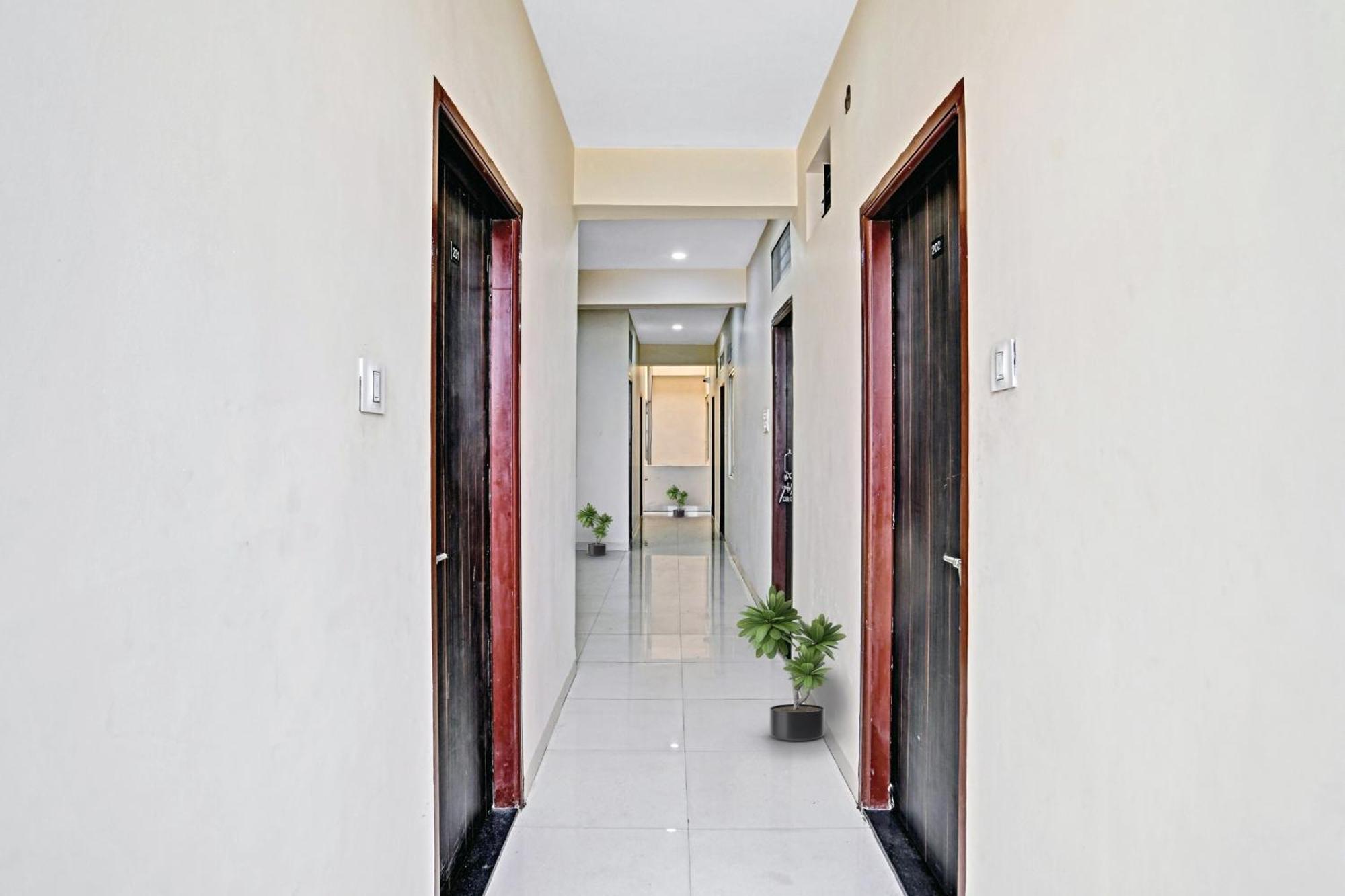 Hotel O Dream Palace Ιντόρ Εξωτερικό φωτογραφία